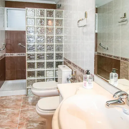 4 Bedroom Gorgeous In Santa Pola